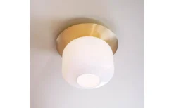 Plafonder < Dyberg Larsen Arp Plafond 25cm Opal/Mässing