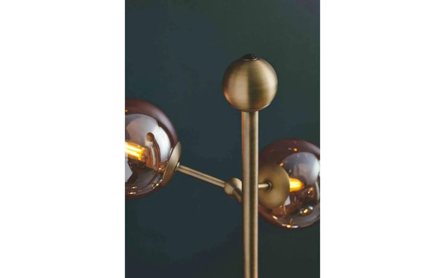 Golvlampor < Halo Design Atom Golvlampa 155cm Antik Mässing/Amber