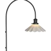 Lampetter < PR Home August Vägglampa Veckad 60cm Opal