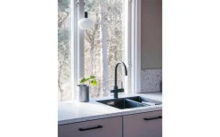Fönsterlampor < Aneta Bell Fönsterlampa 15cm Svart/Opalvit