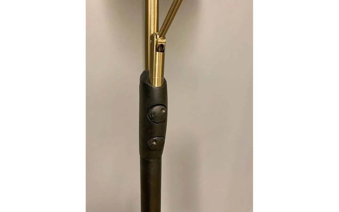 Uplight|Golvläslampor-Aneta Cadiz Golvlampa 186cm LED 28W+5W 3000K Svart/Mässing