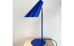 Skrivbordslampor < Dyberg Larsen Cale Skrivbordslampa 50cm Blå