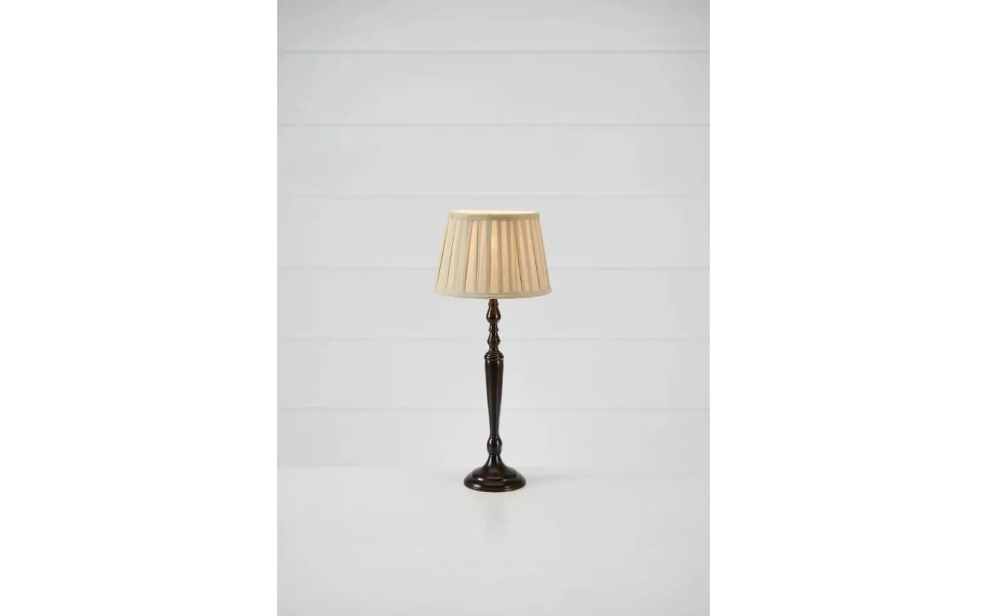 Bordslampor < Markslojd Chocolat Bordslampa 60cm Beige
