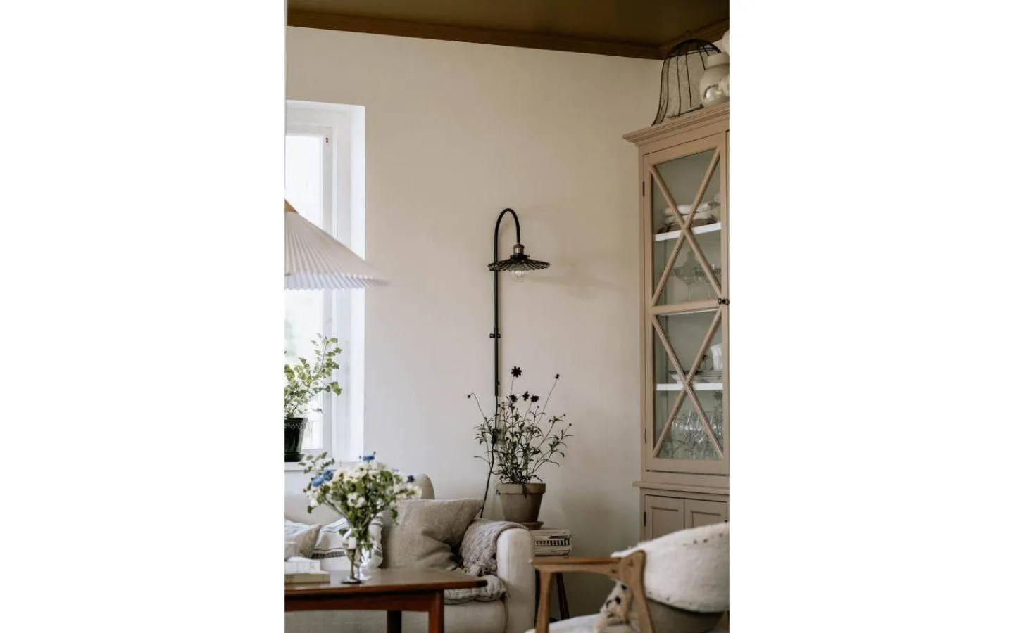Lampetter-Globen Lighting Cobbler Vägglampa 75cm Rök