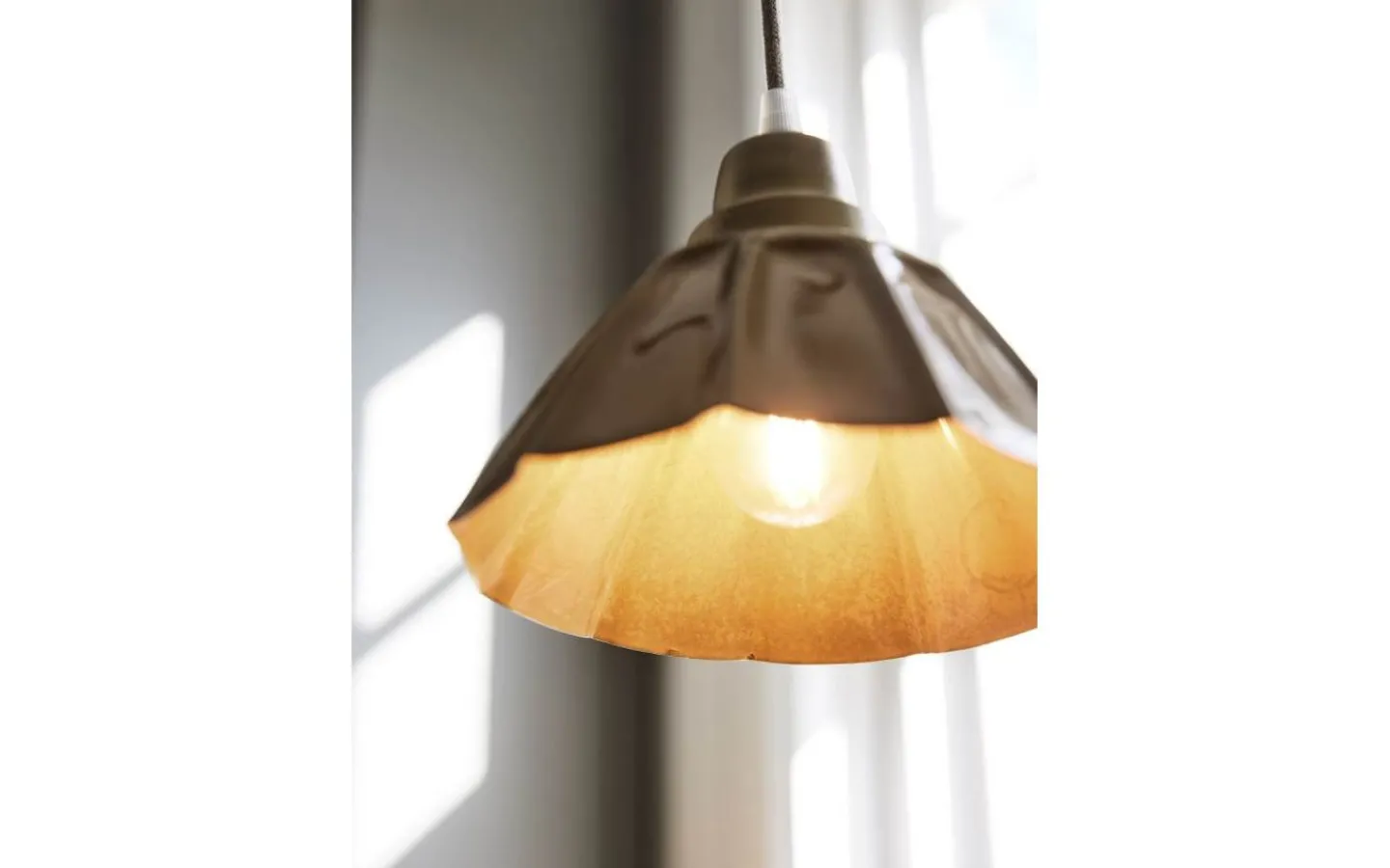 Fönsterlampor < PR Home Ester Fönsterlampa 17cm Gul