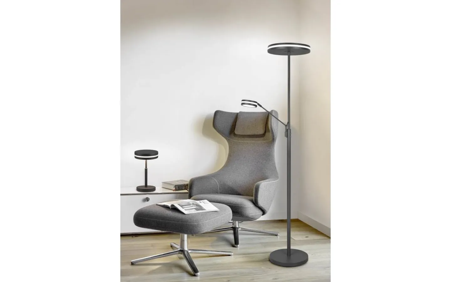 Uplight|Golvläslampor < Trio Lighting Franklin Golvlampa LED uplight antracit