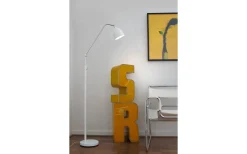 Golvläslampor < Markslojd Fredrikshamn Golvlampa 152cm Vit