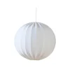 Vardagsrum|Sovrum < Hallbergs Glob Lampskärm Ø40cm Stretch Vit Lyx
