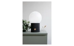 Vardagsrum|Sovrum < Globen Lighting Hubble Bordslampa 24cm Svart