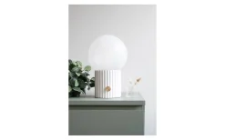 Vardagsrum|Sovrum < Globen Lighting Hubble Bordslampa 24cm Vit