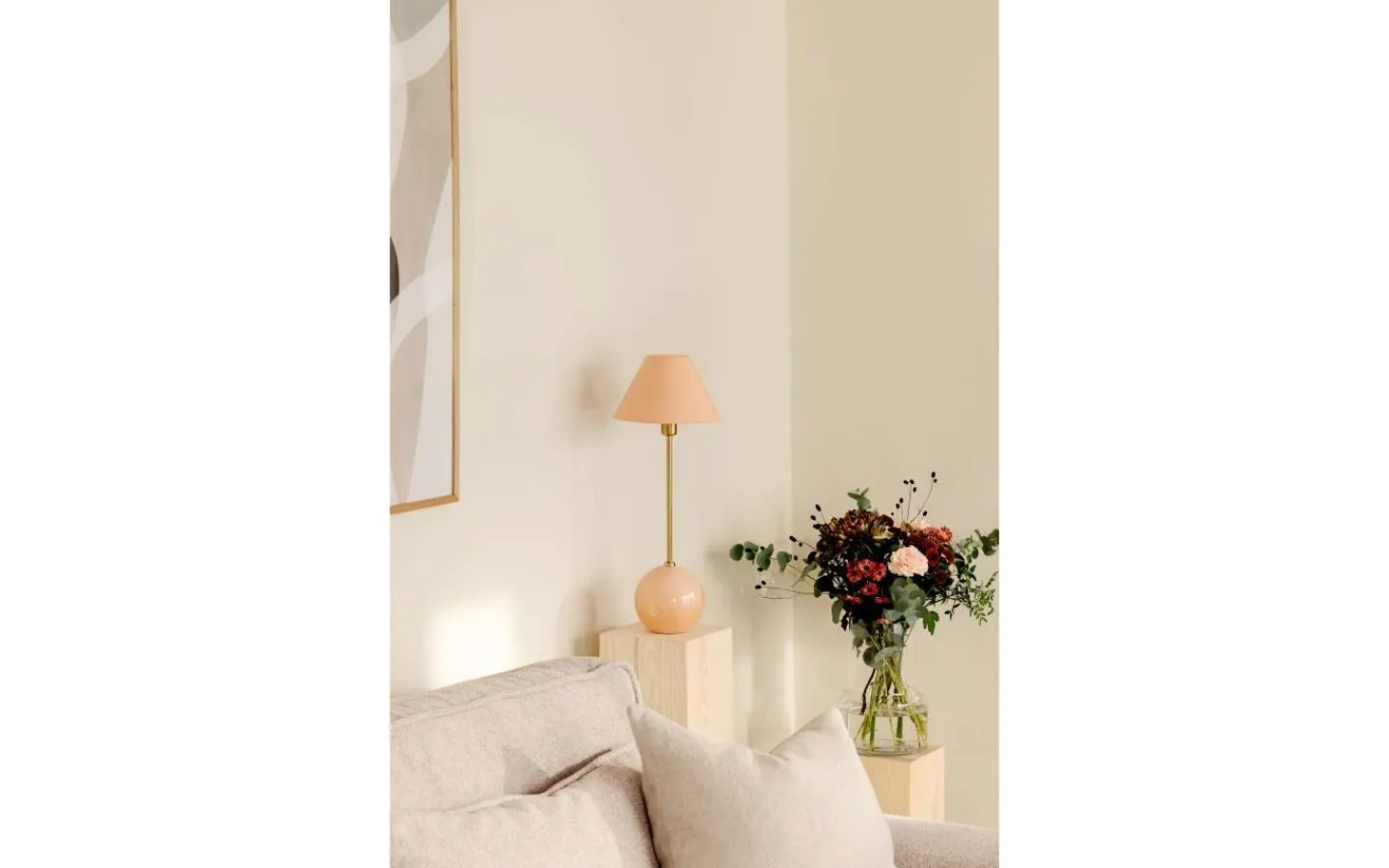 Bordslampor < Globen Lighting Iris Bordslampa 51cm Blush