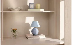 Uppladdningsbara Lampor Inomhus|Bordslampor < Globen Lighting Iris Portabel Bordslampa 23cm Duvblå