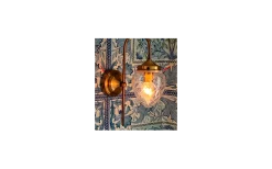 Badrum < Globen Lighting Juni Vägglampa Mässing/Opal IP44