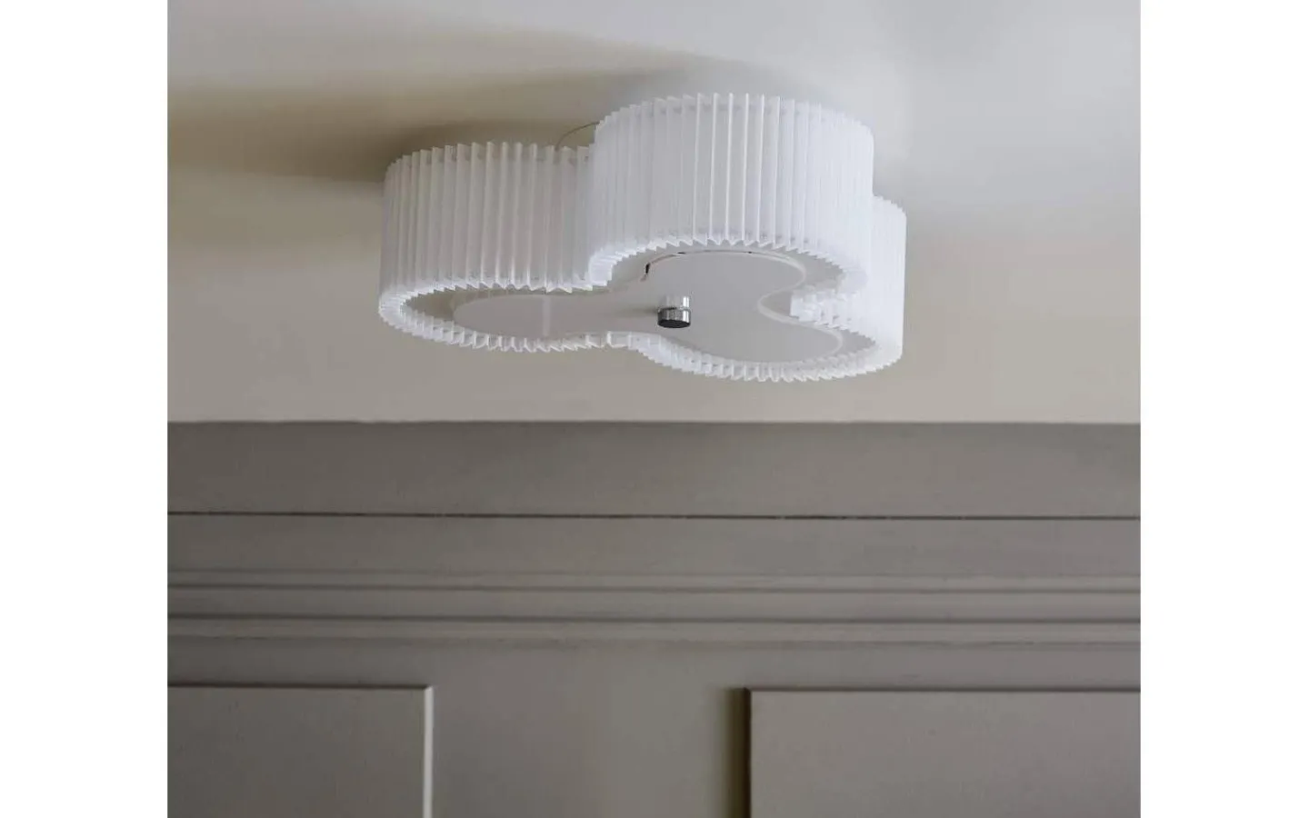 Hall & Trappa|Sovrum-CO Bankeryd Kolme Takplafond 70cm Vinyl Vit