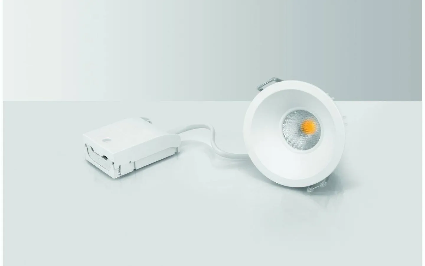 Downlights, Spotlight|230V Led Spotlights-Malmbergs LED-downlight MD-991 Dim to Warm, AC-chip, 6W 1900-3000K, IP44