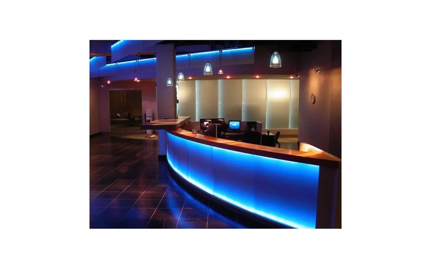 Hall & Trappa|12V Led Slinga < TeraLite LED LEDstrip 12V 5m RGB+WW 14,4w/m
