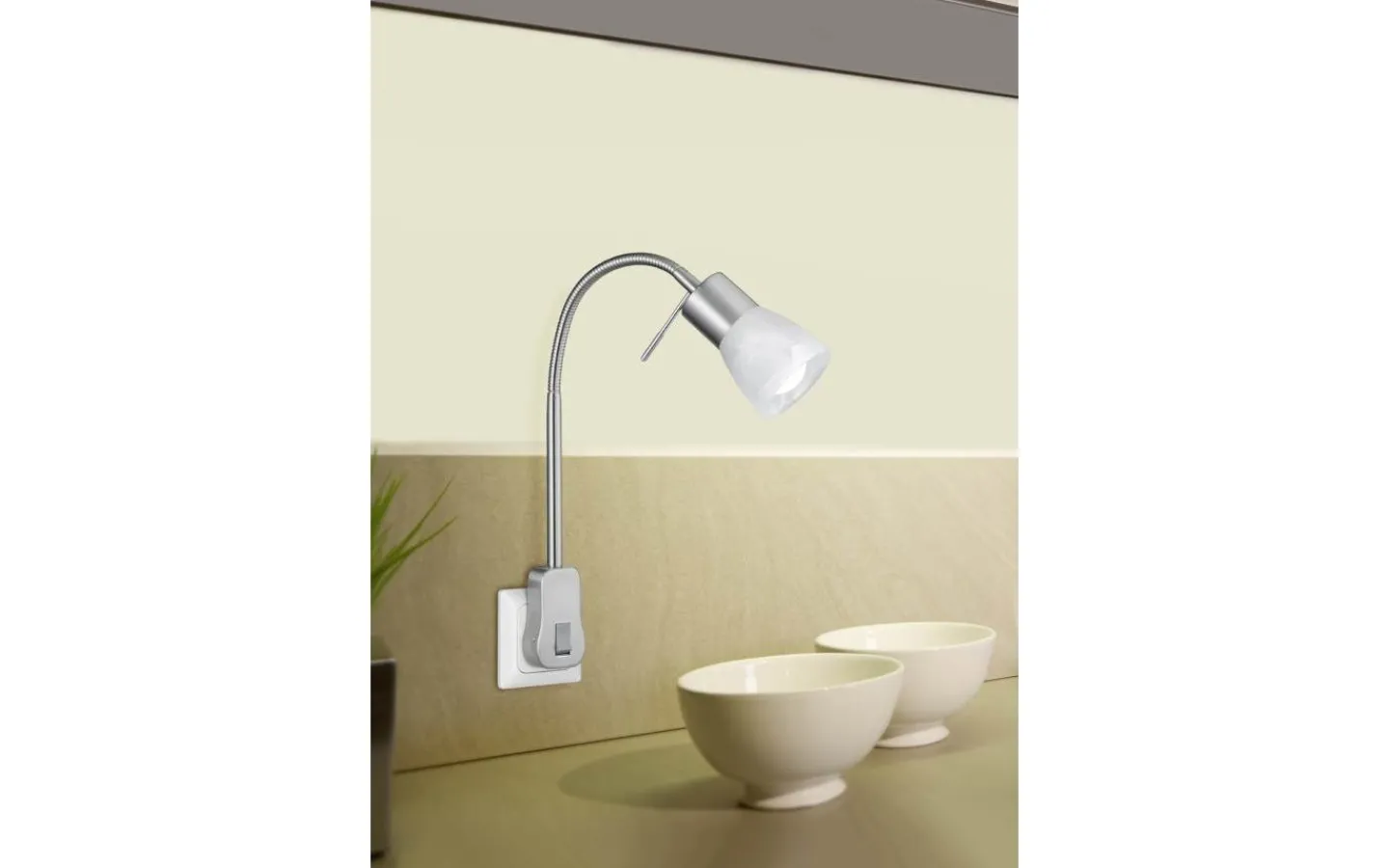 Läslampor < Trio Lighting Levisto Spotlight för vägguttag E14 borstad stål