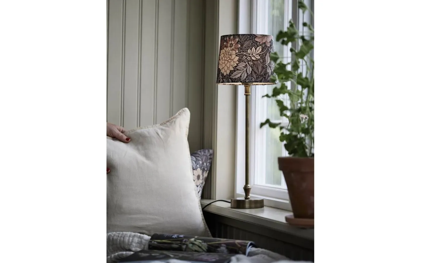 Bordslampor < PR Home Liam Bordslampa 55cm Dahlia Brun/Mässing