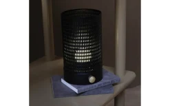 Ljuslyktor|Uppladdningsbara Lampor Inomhus < Dyberg Larsen Mesh Uppladdningsbar Lykta 20cm LED 2700K Svart/Mässing