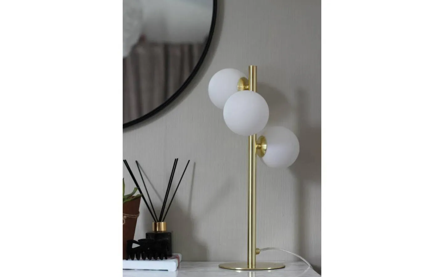 Bordslampor-Aneta Molekyl Bordslampa 46cm Mässing/Opal