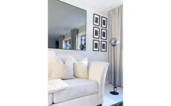 Golvlampor < Aneta Molekyl Golvlampa 130cm Svart/Rök