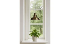 Fönsterlampor < Cottex New Haven Fönsterlampa Mässing