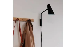 Läslampor-Dyberg Larsen Noa Vägglampa Svart