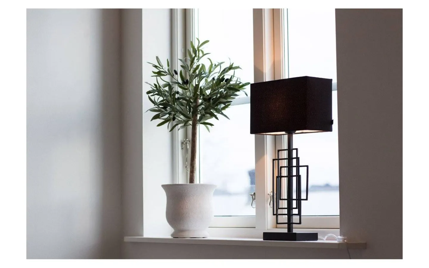 Vardagsrum|Bordslampor < By Rydens Paragon Bordslampa 69cm