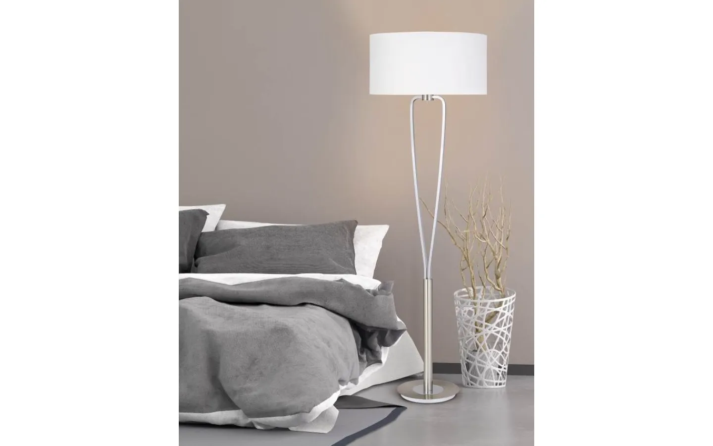 Golvlampor-Trio Lighting Paris II Golvlampa E27 borstat stål