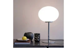 Bordslampor < Dyberg Larsen Queen Bordslampa 49cm Opal/Krom