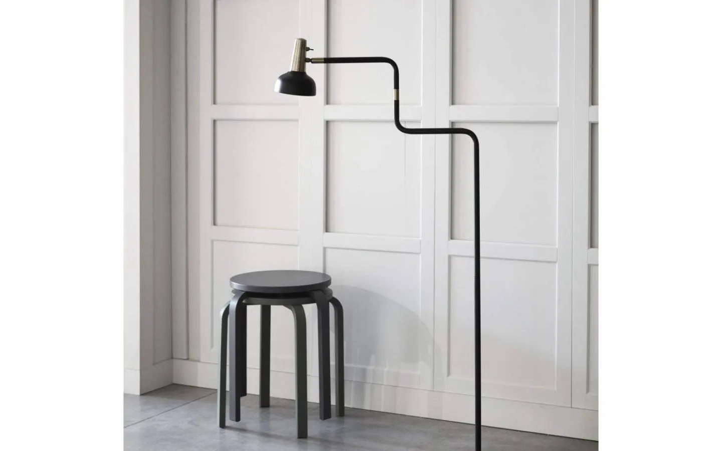 Golvläslampor|Vardagsrum < CO Bankeryd Ray Golvlampa 127cm Svart/Mässing