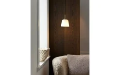 Fönsterlampor < Halo Design Room 49 Fönsterlampa Ø15cm Mässing/Opal