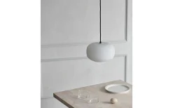 Kök & Matplats < CO Bankeryd Rut Taklampa 24cm Opalvit