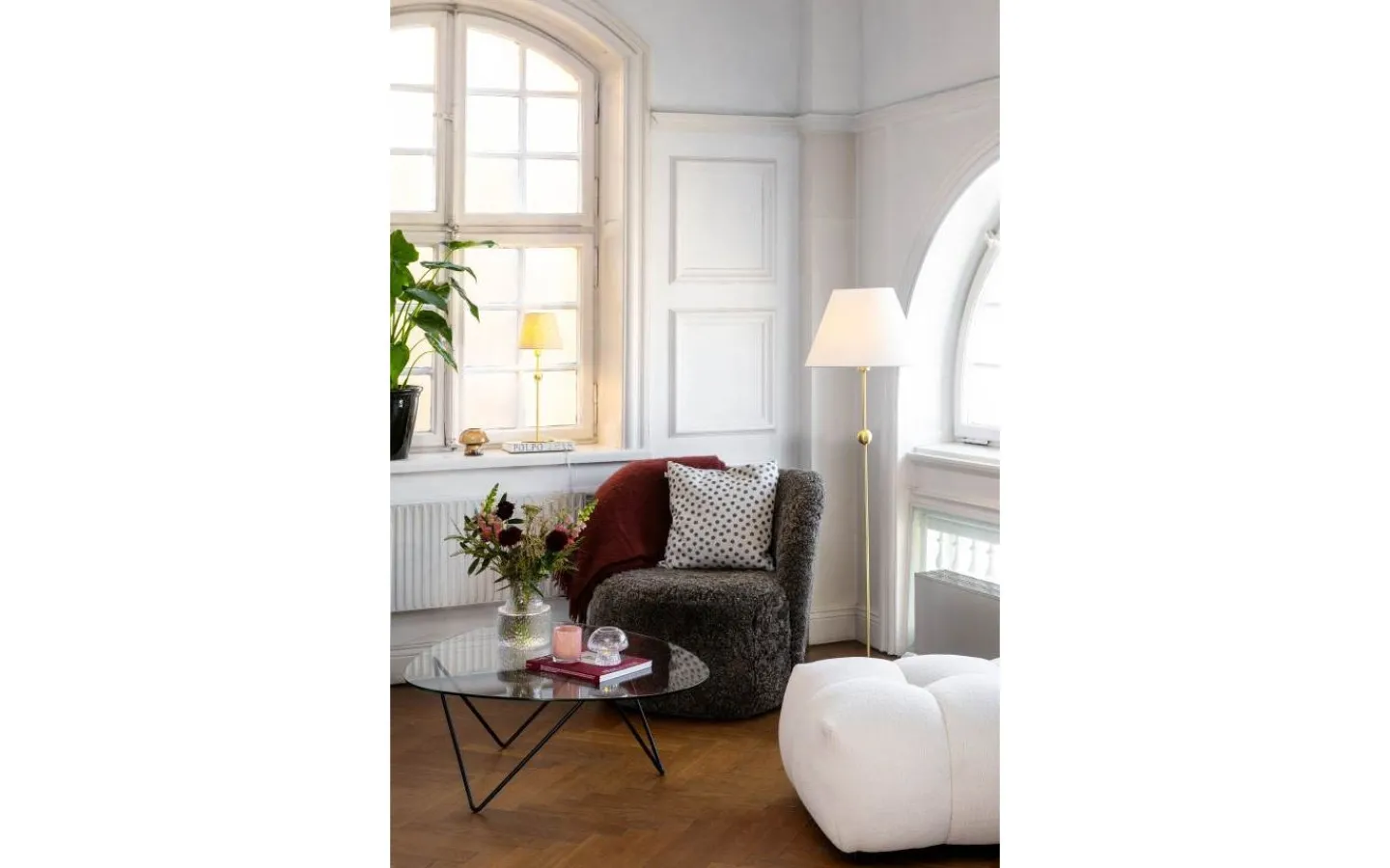 Enfärgade Runda Lampskärmar-Globen Lighting Sigrid Lampskärm Ø40cm Vit