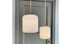Fönsterlampor < Dyberg Larsen Silvia Fönsterlampa 20cm Opal/Mässing