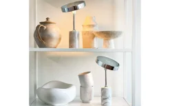 Uppladdningsbara Lampor Inomhus|Bordslampor < Dyberg Larsen Starlight Uppladdningsbar Bordslampa 25cm LED 3000K 2W Krom/Vit Marmor