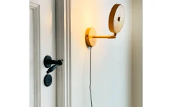 Läslampor-Dyberg Larsen Starlight Vägglampa LED 3000K 4,5W Curry
