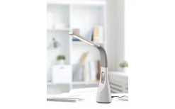 Skrivbordslampor-Reality Vento Skrivbordslampa LED vit